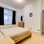 London Mansion Apartment